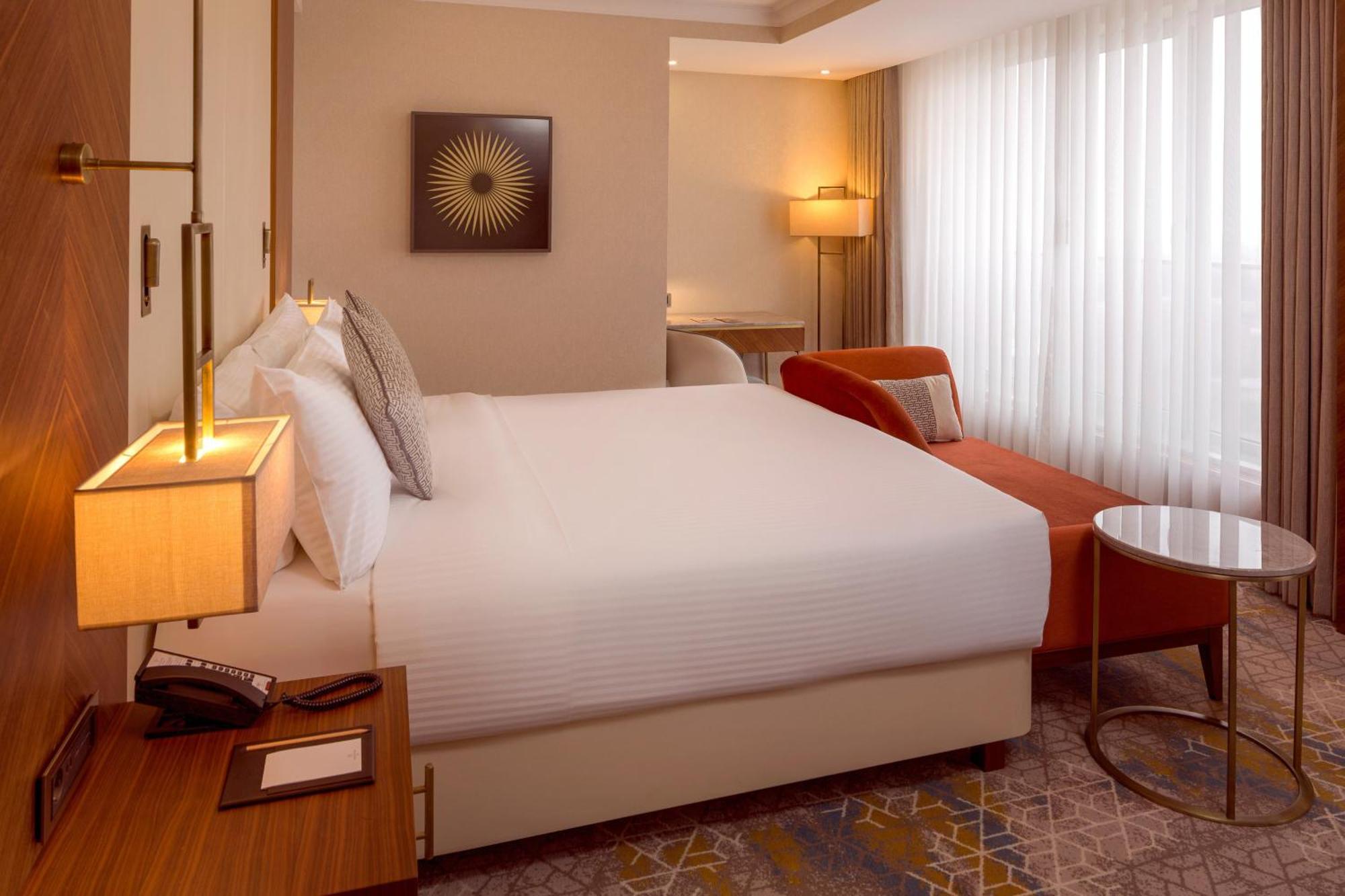 Sheraton Bisjkek Eksteriør bilde
